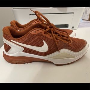 Women’s Nike size 10